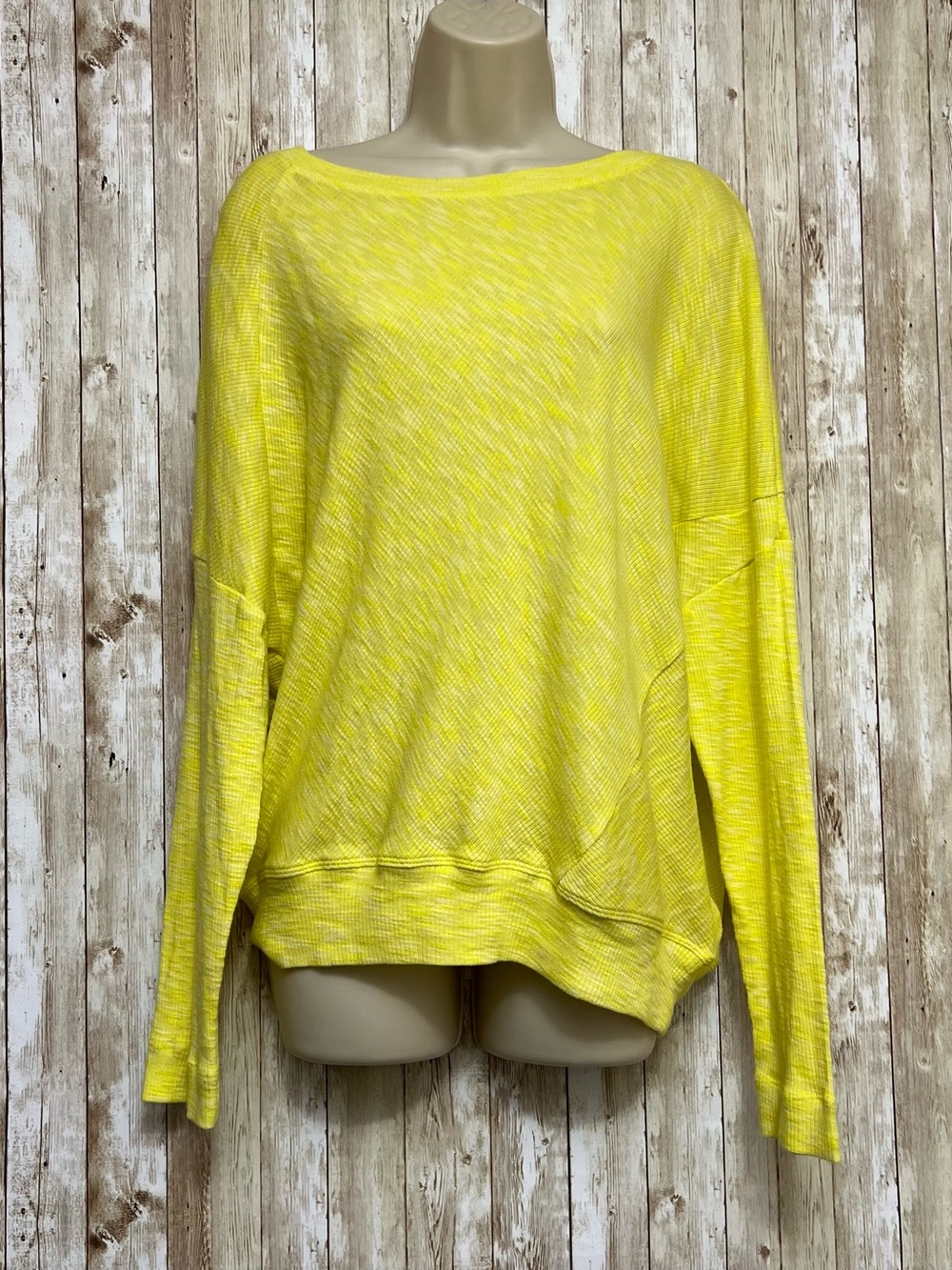 Anthropologie Micro Ribbed
Drop Shoulder Yellow Size M